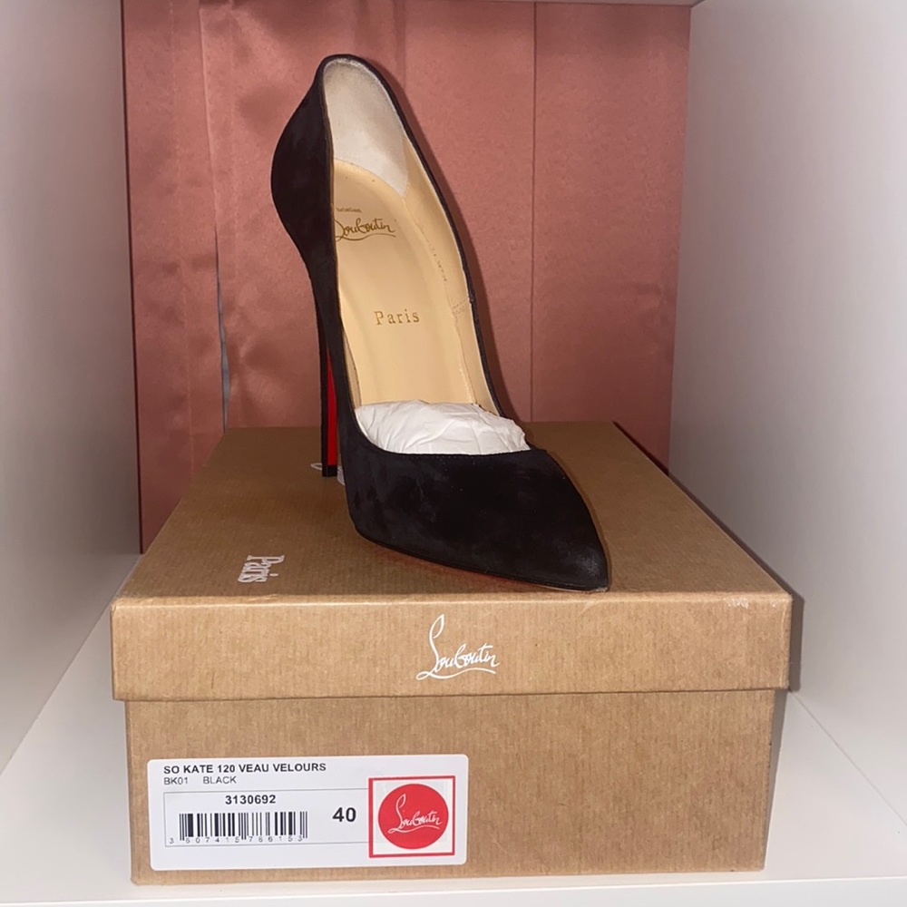 Black So Kate size 40 Christian Louboutin shoe.